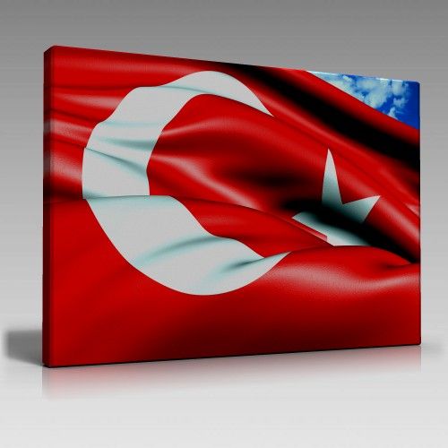 Dalgalanan Türk bayrağı (90cm x 60cm)
