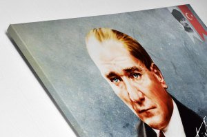 Mustafa Kemal Atatürk Işıklı Tablo